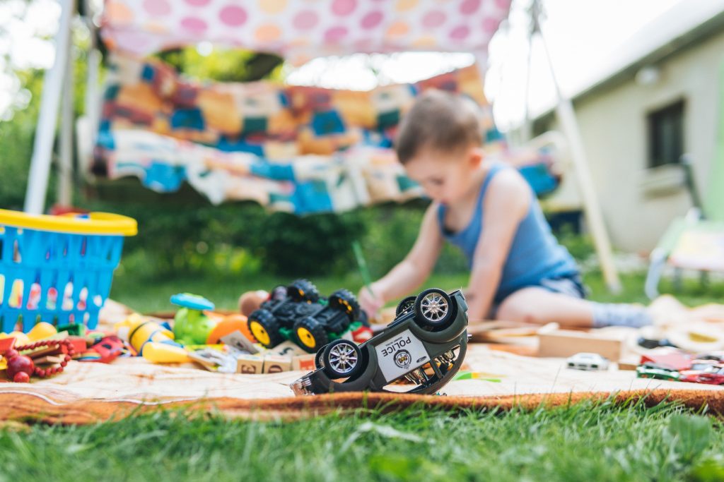 Moving With Kids – Top Tips Moving With Kids – Top Tips